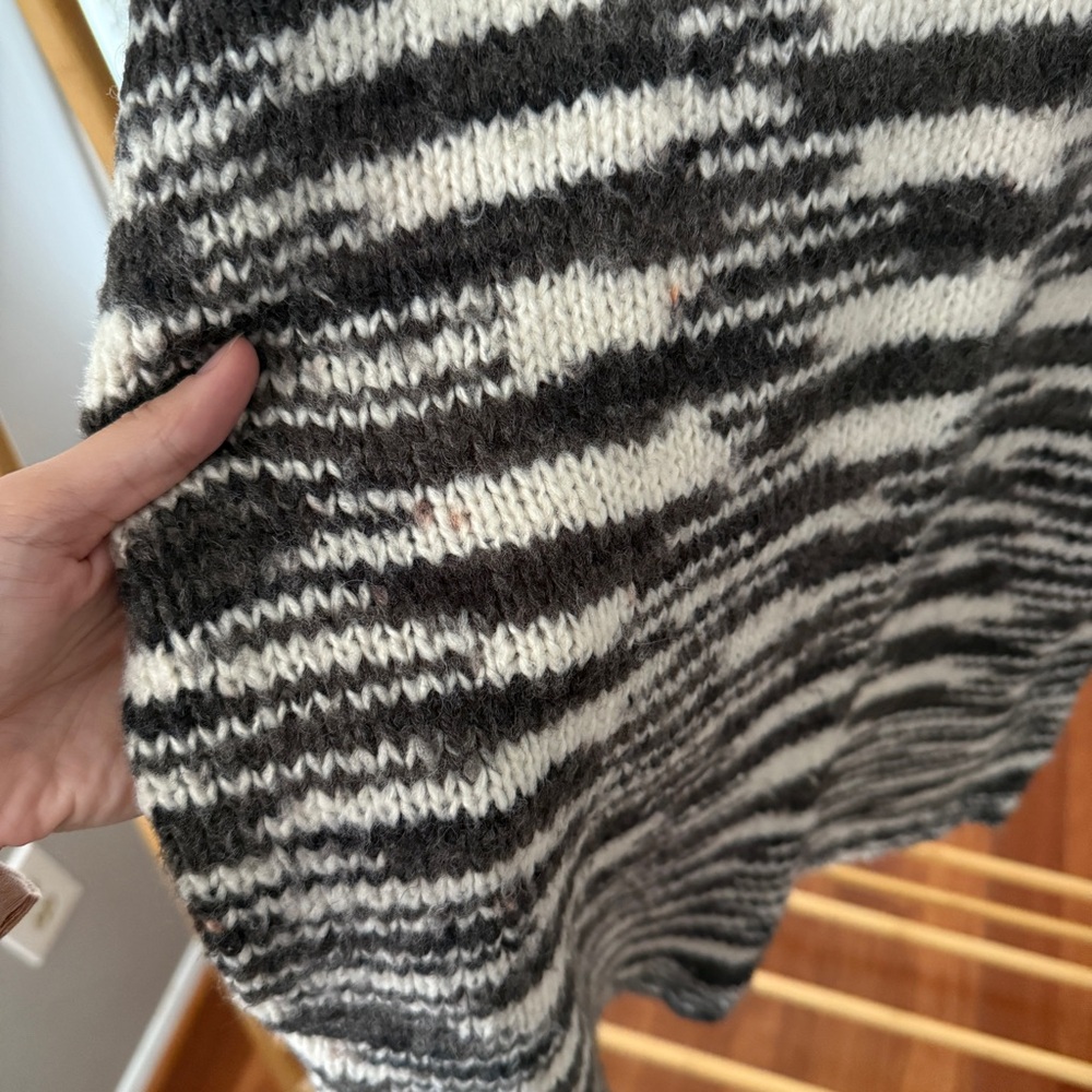 Urban Outfitters Ecoté Roll-Neck Wool Blend Boyfriend Sweater - Picture 5 of 8